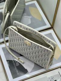 Picture of Dior Handbags _SKUfw239226133fw